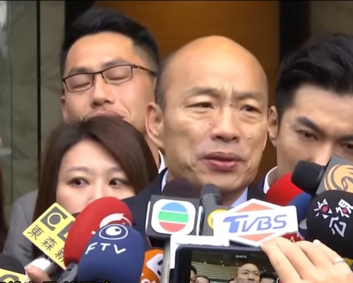 韓國瑜與澳門中聯辦主任傅自應等人會面。網上圖片