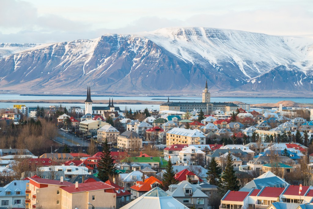 至于最受香港人欢迎的欧洲目的地中，冰岛的收费最高，达到 4.60%。