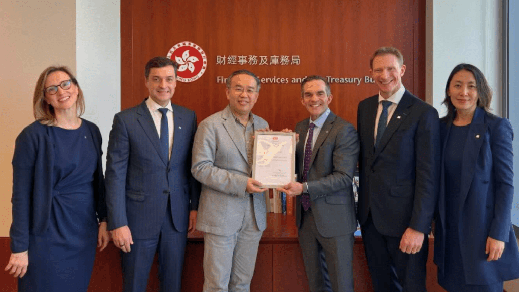 宏利人壽保險國際遷冊至香港 許正宇：5月訪問加拿大親自遊說