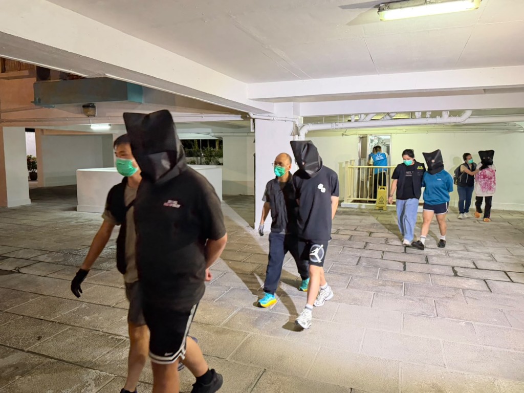其中3名被捕男女為大學生。曾志恒攝 其中3名被捕男女為大學生。曾志恒攝