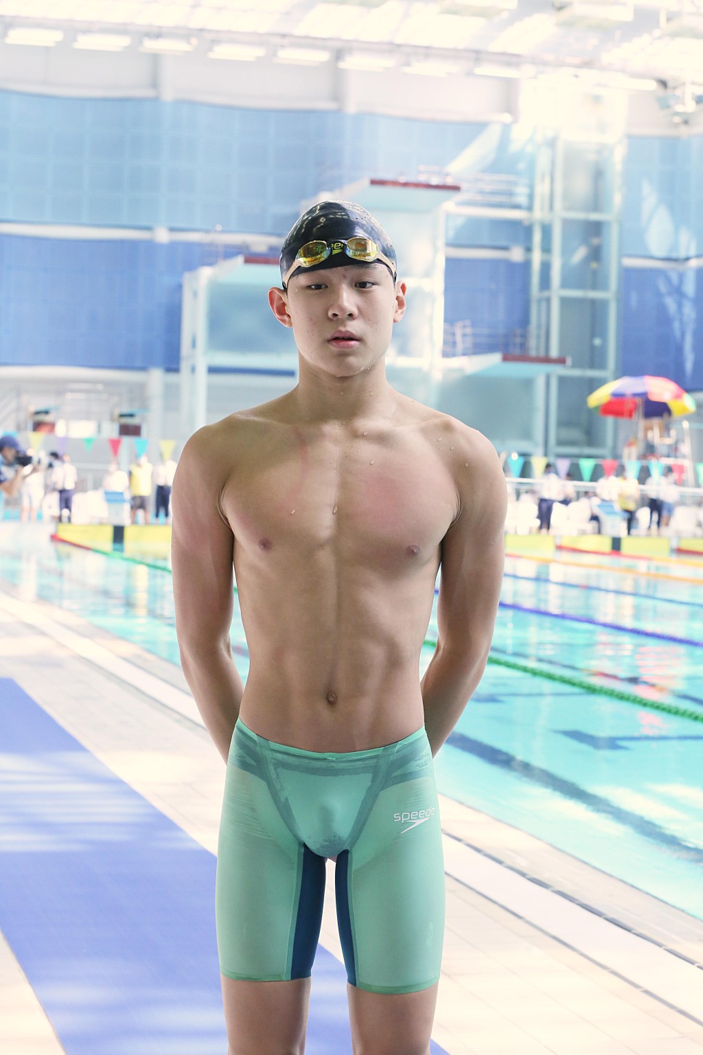 苏俊轩打破男乙50米蛙泳学界纪录。陆永鸿摄