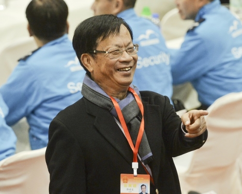 郑耀棠指自己没有违法，心有不甘，更不能鼓励他人犯法，才出席审讯让法庭还自己一个清白。资料图片