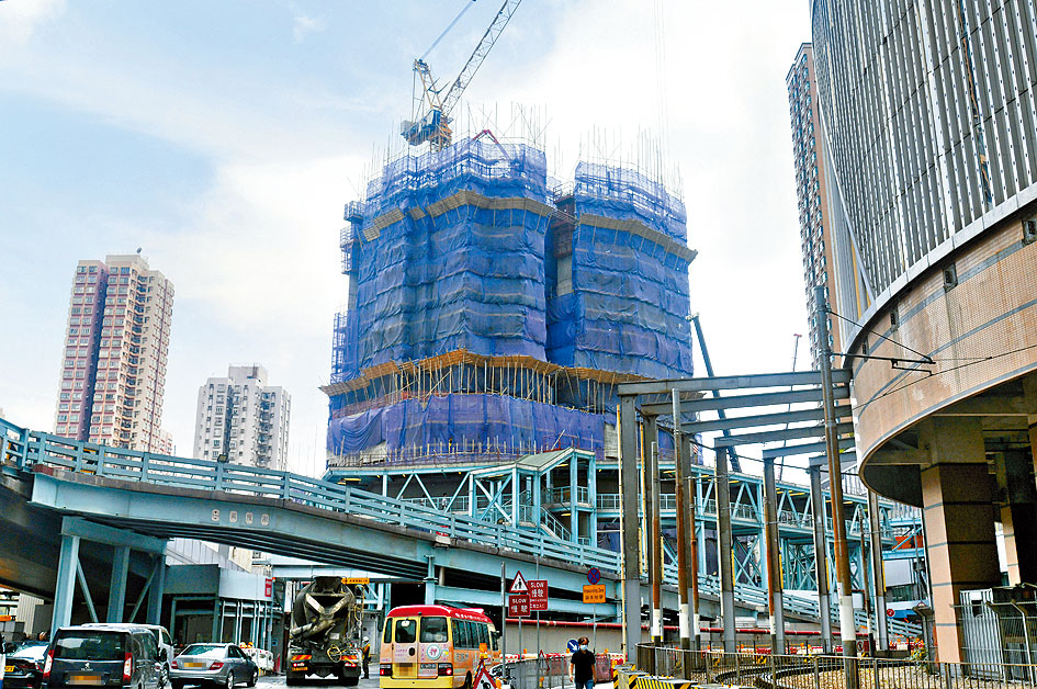 The YOHO Hub第1B期正待批預售樓花同意書,最快月底推出。