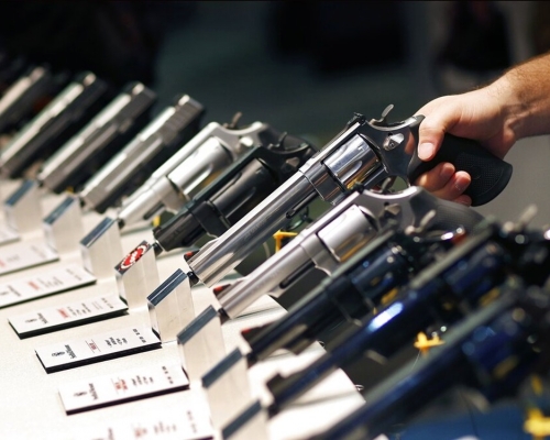 墨西哥政府在入稟美國法院，控告多間槍械製造商。AP資料圖片