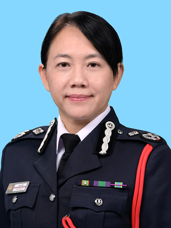 現任警務處監管處處長趙詠蘭獲銅紫荊星章,她曾任警務處助理處長(國家安全)。 現任警務處監管處處長趙詠蘭獲銅紫荊星章,她曾任警務處助理處長(國家安全)。