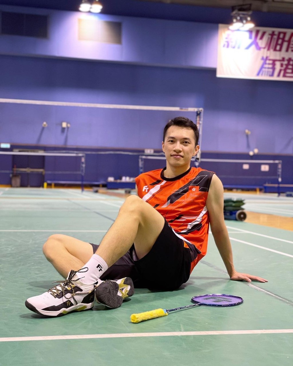 現年29歲的伍家朗是香港羽毛球代表。