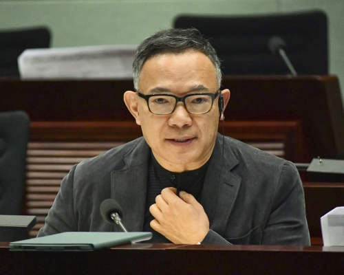 謝偉俊認為入境處今次的做法罕見。資料圖片