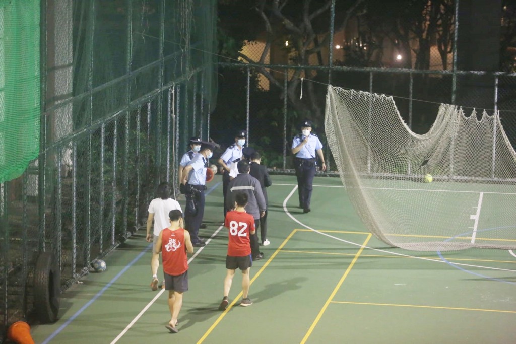 警員到場調查。