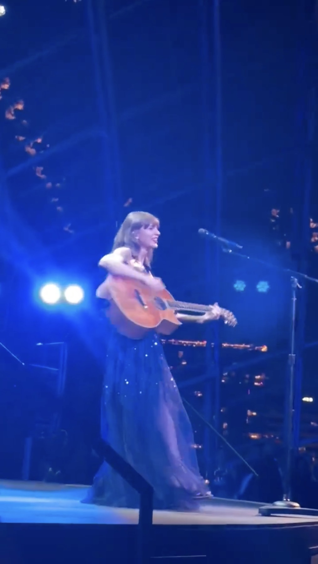 Taylor Swift任表演嘉賓，並現場首唱新歌《The Fate of Ophelia》。