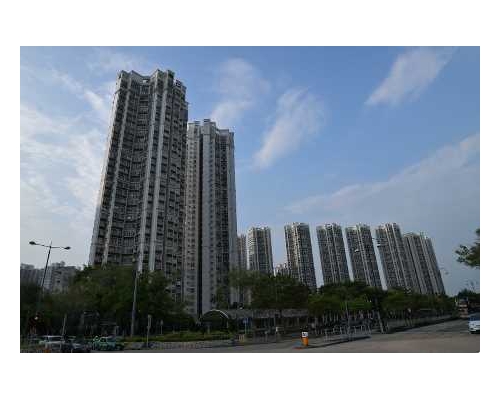 嘉湖山莊中層2房戶558萬成交 高市價近1成