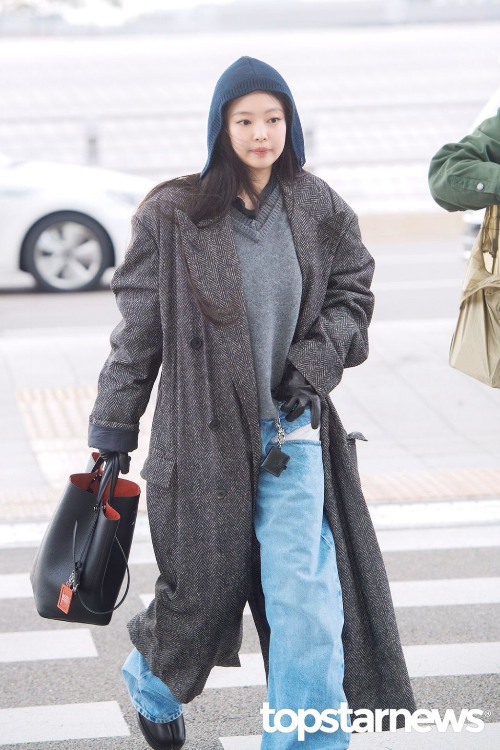 Jennie在iHeartRadio颁奖礼上，单人已入围6项。