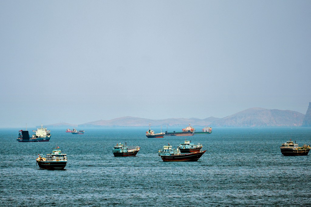 昨日霍爾木茲海峽有小量船隻行駛。