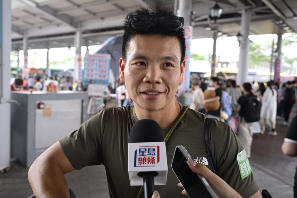 港人林先生與家人到四川成都旅遊一星期，連同機票每人花費約6至7千元。