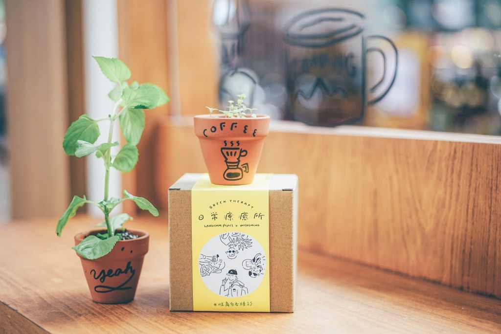 按四種喜好日常找到合適的小物盆栽盲盒,讓大家在家裡輕鬆種植。 按四種喜好日常找到合適的小物盆栽盲盒,讓大家在家裡輕鬆種植。