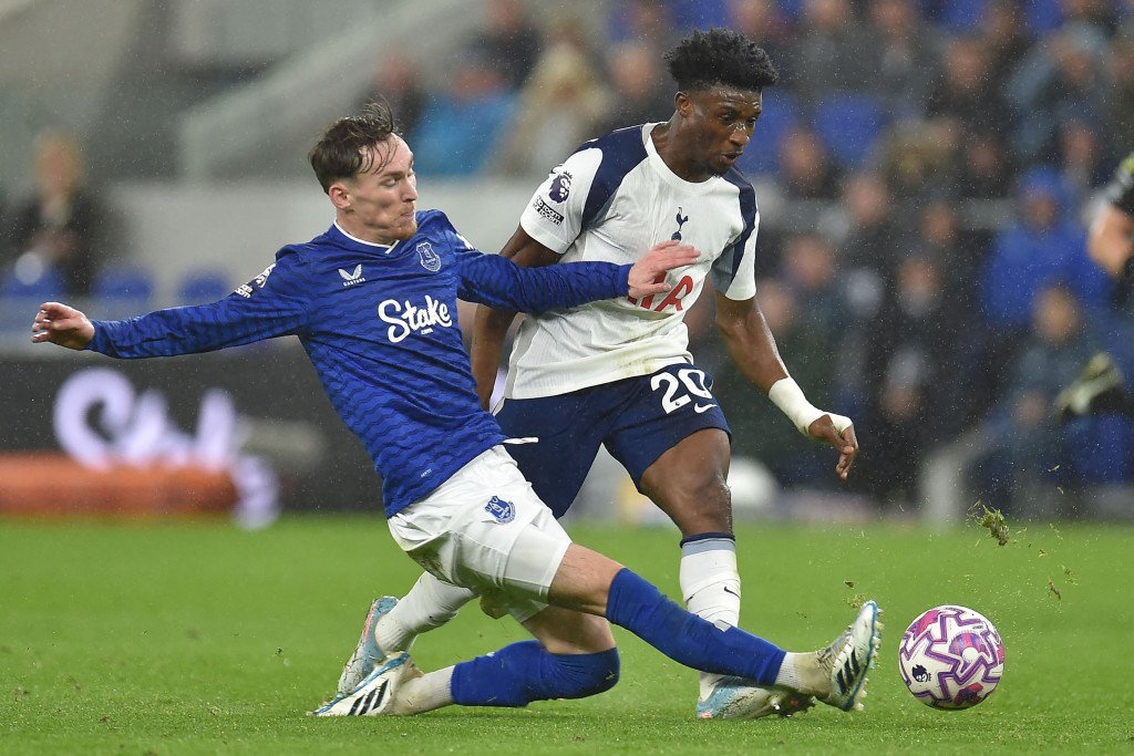 曼聯其中一個引援目標,是舊將占士加拿。法新社 曼聯其中一個引援目標,是舊將占士加拿。法新社