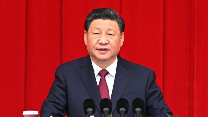 习近曾于今年一月对三百多名省部级主要领导干部发出严厉警告，强调反腐败斗争永远在路上。资料图片