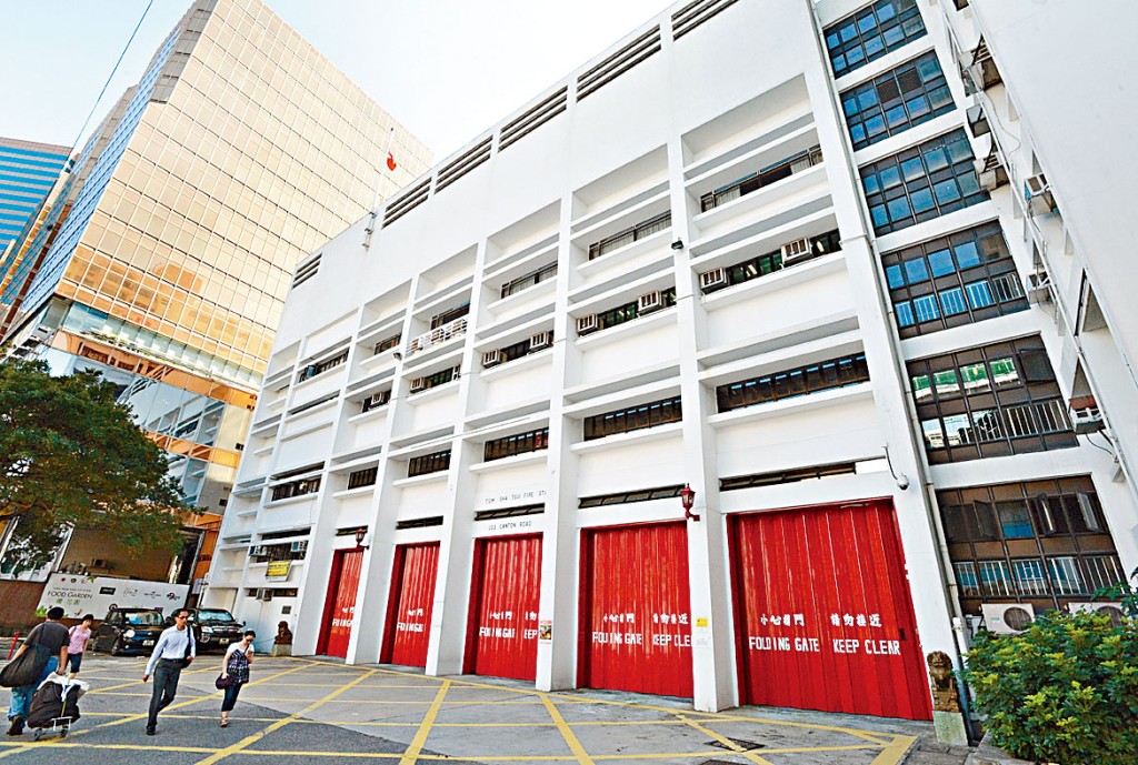 「遷校不留人」為了騰出用地，連同鄰近遊樂場重置尖沙嘴消防局。　