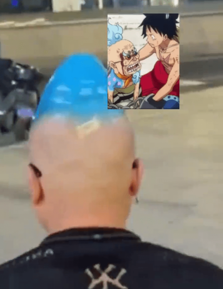 有網民發布照片指光頭男的新髮型像動畫角色。