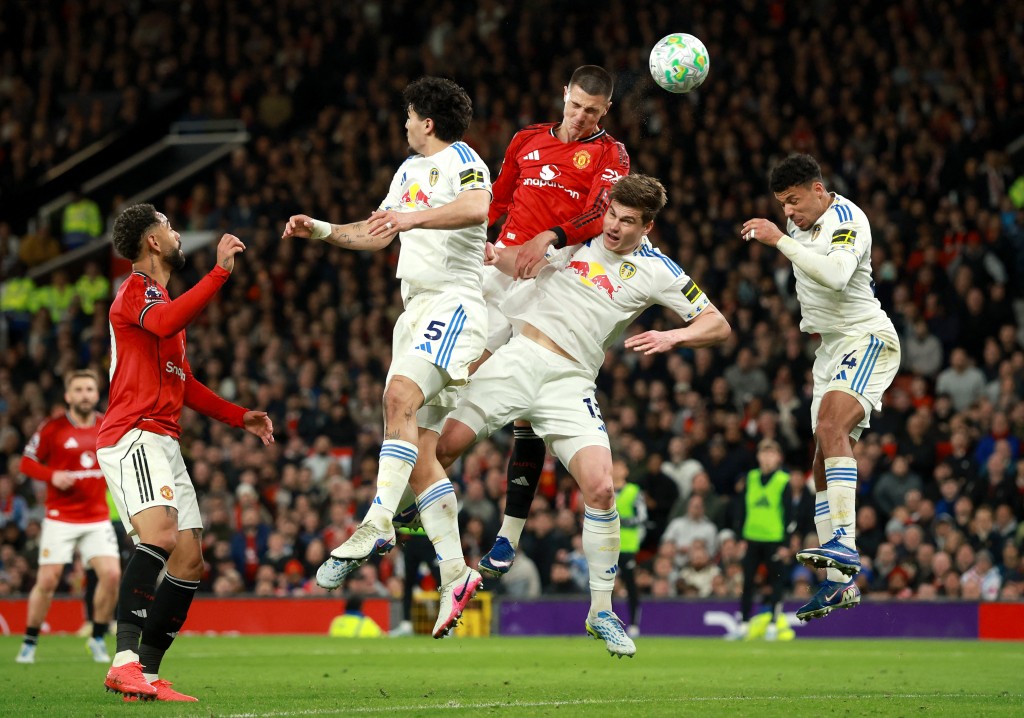 曼联在周一英超主场1:2不敌列斯联。路透社