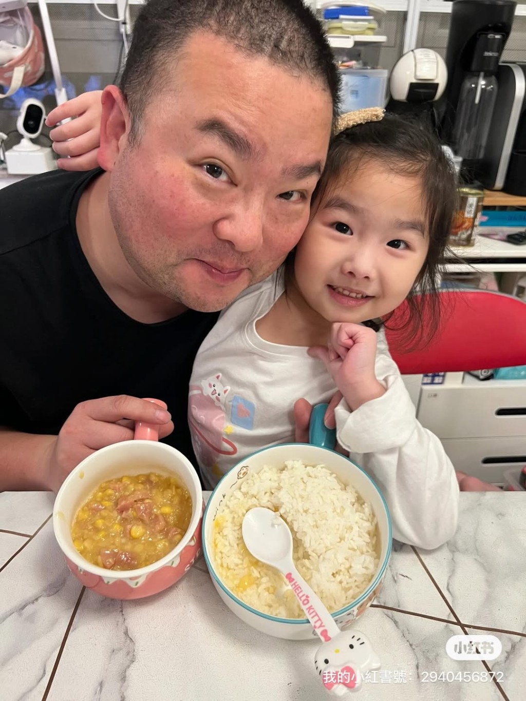 阮德鏘感謝林司敏誕下女兒。 阮德鏘感謝林司敏誕下女兒。