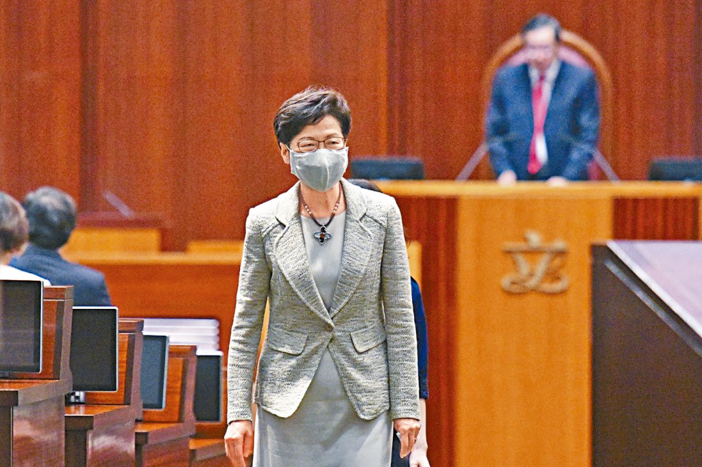 林郑月娥表示，已向中央提议邀请「专家对接」，尽快逐步有序地通关。