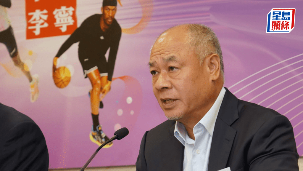 李寧執行主席兼聯席行政總裁李寧