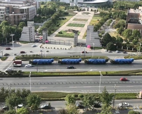 網上留傳懷疑運送東風16的車隊(網上圖片)