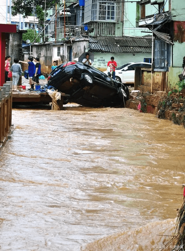 四川金阳8‧21洪灾，致4死48失踪。