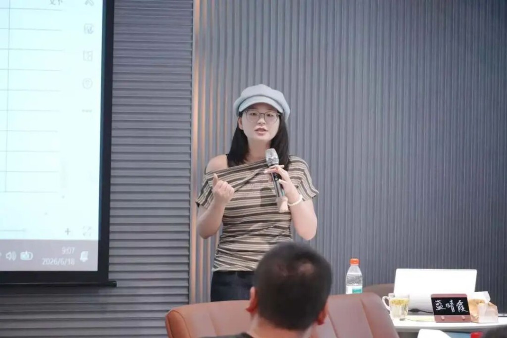 藍晴霞高考失利但在高端民宿殺出新血路。抖音@阿忠的家 藍晴霞高考失利但在高端民宿殺出新血路。抖音@阿忠的家