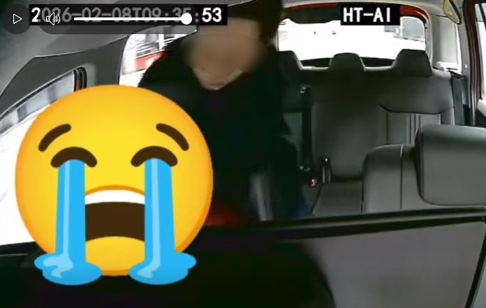 醉客突撲向前箍著司機。fb車cam L（香港群組）影片截圖