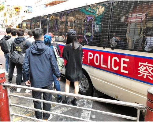 被捕人士。
