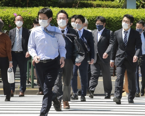 東京都連續兩天單日逾800宗確診。AP
