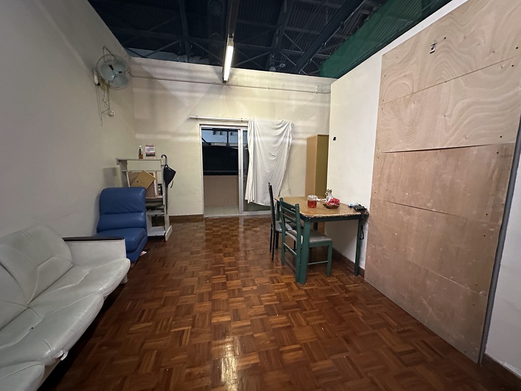 互動式偵探推理遊戲(密室追兇)。 互動式偵探推理遊戲(密室追兇)。