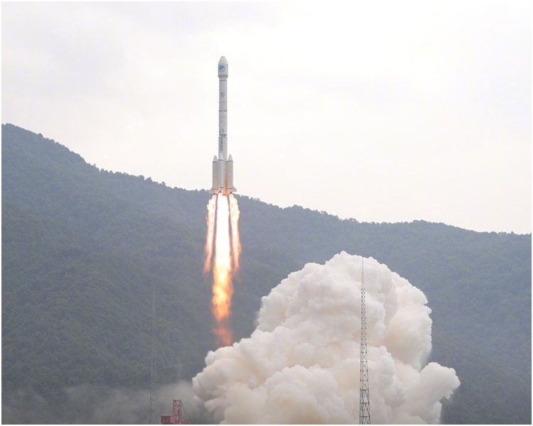 今晨在西昌衛星發射中心成功發兩枚顆北斗導航衛星。網圖