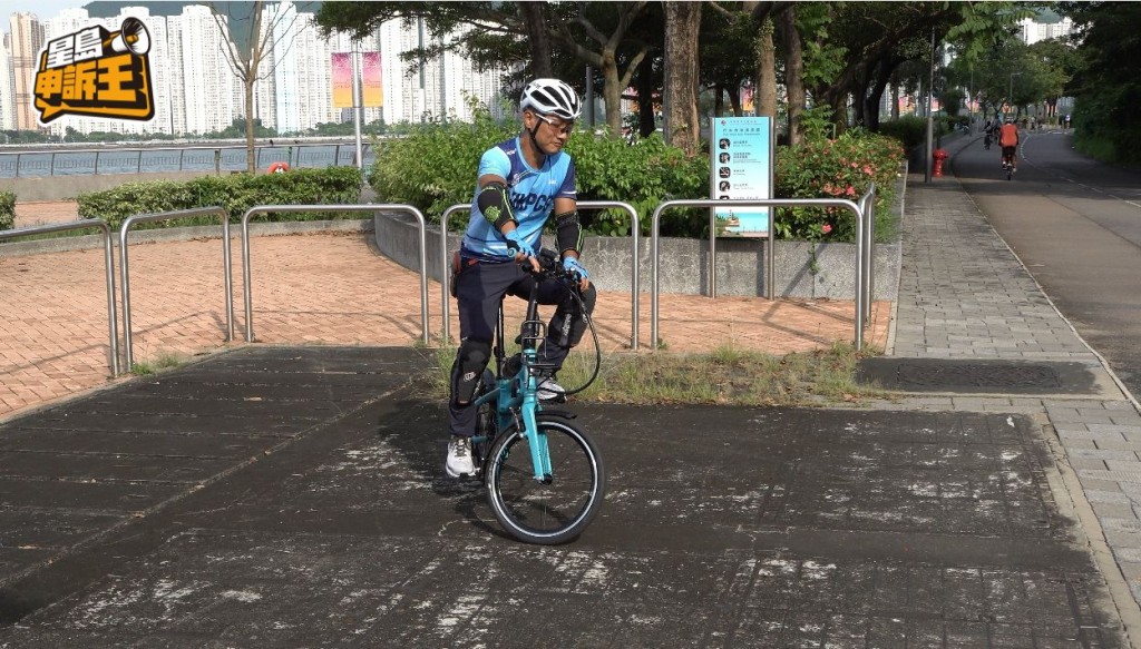 專家建議單車新手，最好先使用單車徑，或者選擇平坦路段練習，直至經驗和技巧充足，才嘗試踩落斜和彎路這類高難度路段。