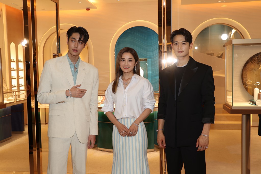 Minho、Dew Jirawat与蔡卓妍到尖沙咀出席开幕酒会活动