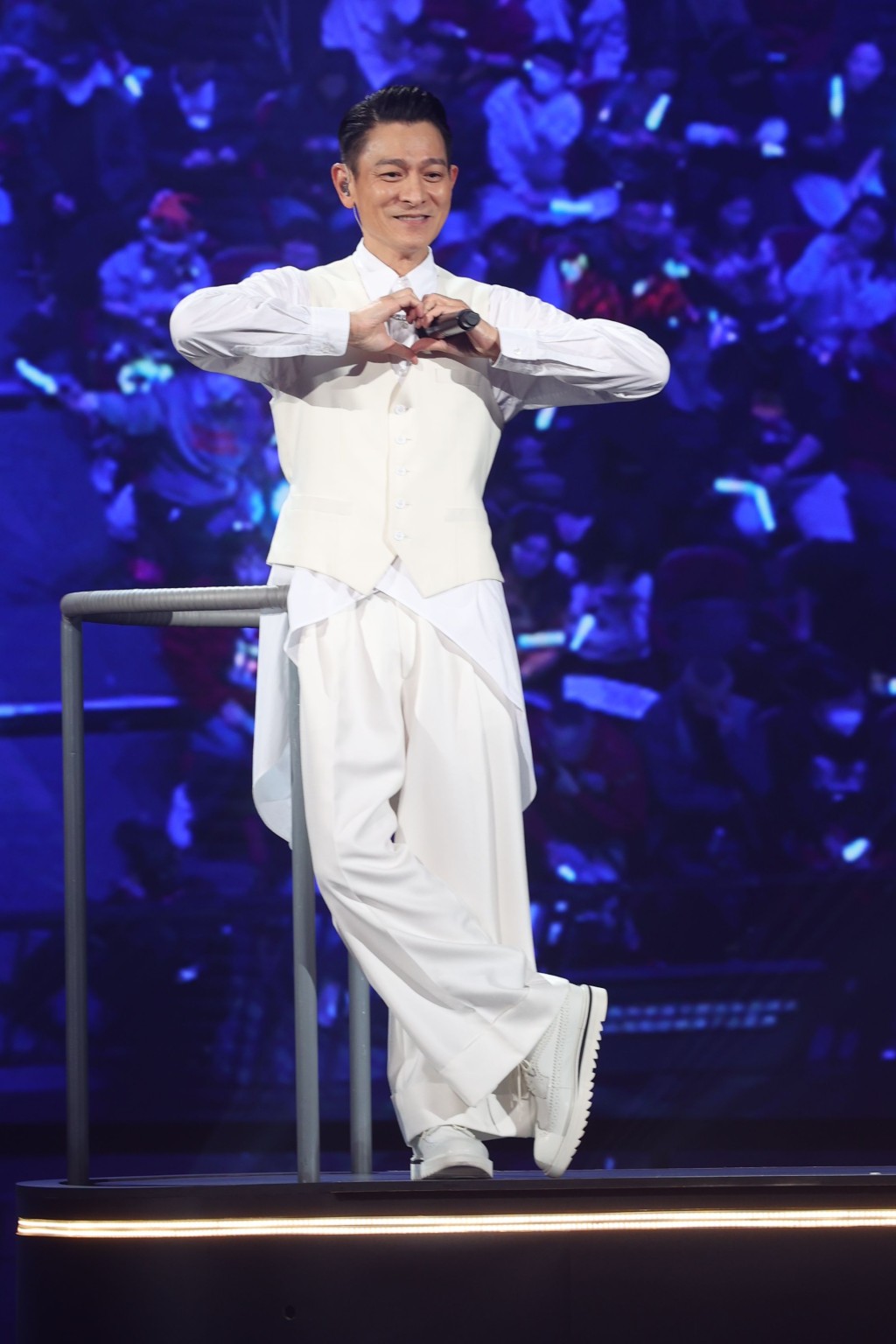 劉德華於年初完成72場「今天…is the Day」巡唱，8月9日將登上啟德體育園體藝館舞台，以歌會友。