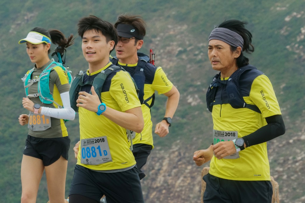 电影《别叫我「赌神」》中，周润发、柯炜林父子情令人印象深刻。