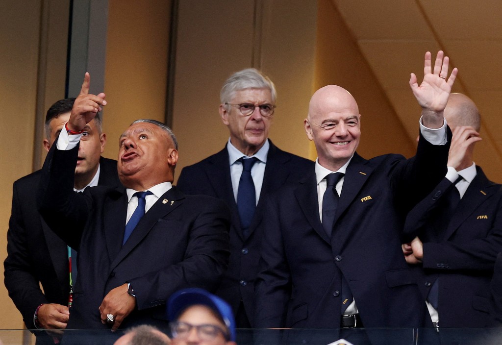 外界推举云加争做FIFA主席与恩芬天奴竞选。路透社
