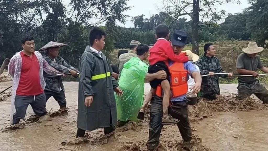 山洪和山泥倾泻造成6.09万人受灾。
