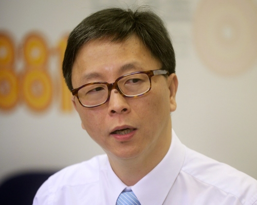 何栢良倡拒絕所有非香港居民入境。資料圖片