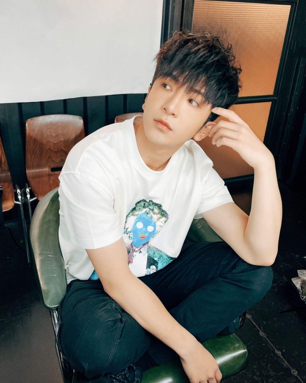 姜濤隊友Anson Lo都有份演出。