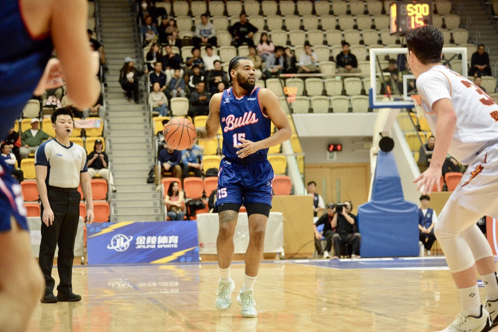 美臣鍾斯今仗承擔很多防守和傳球的任務。楊功煜攝 美臣鍾斯今仗承擔很多防守和傳球的任務。楊功煜攝