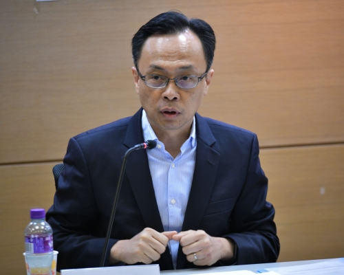 聶德權稱公務員被起訴或終止試用期是因了解而分手。 資料圖片