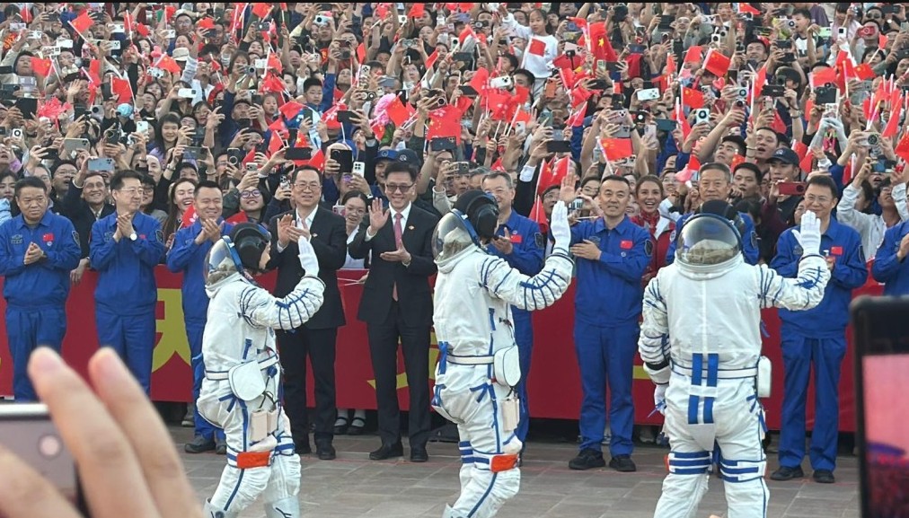 黎家盈正隨神舟23號載人飛船順利升空，於中國太空站執行任務。