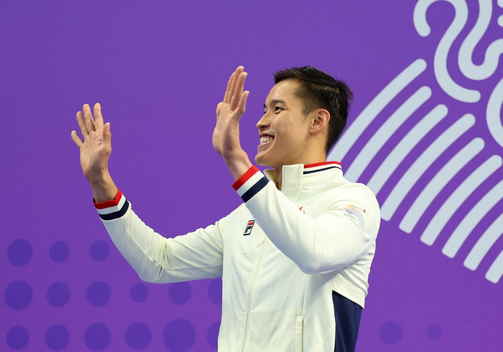 杭州亚运．何甄陶50米自由泳夺银牌。。Reuters