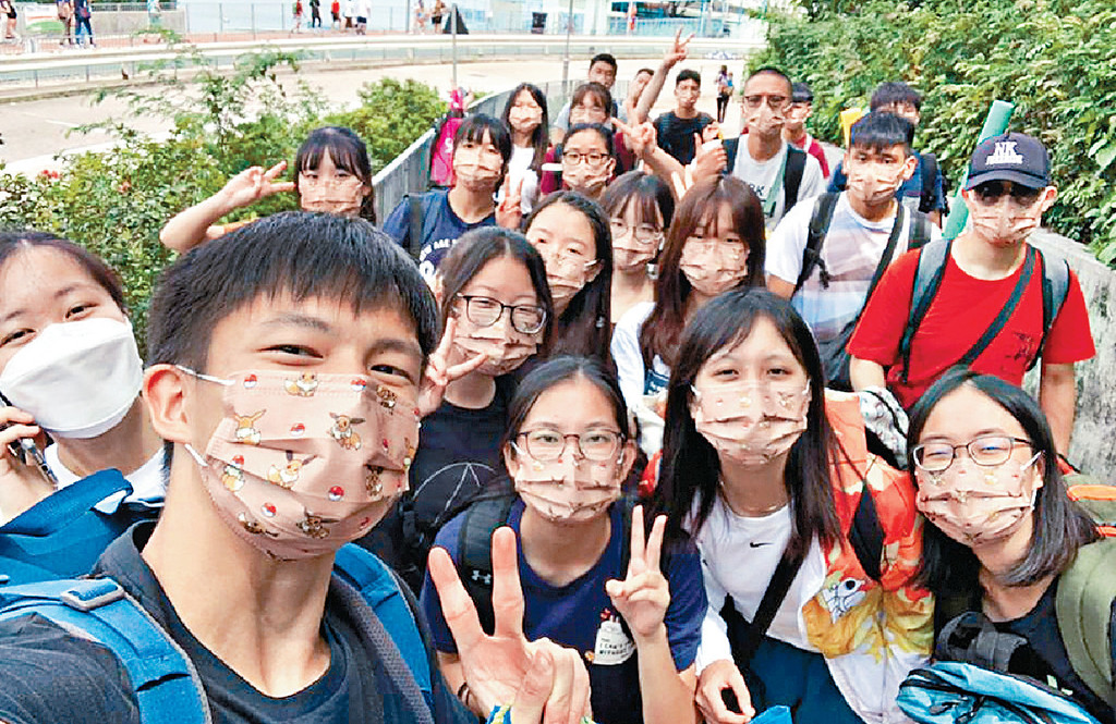 ■赵尔纳：港大一年级学生。
