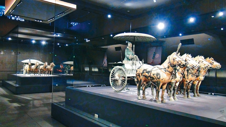 「青銅之冠」的銅馬車，是秦始皇帝陵博物院的瑰寶。