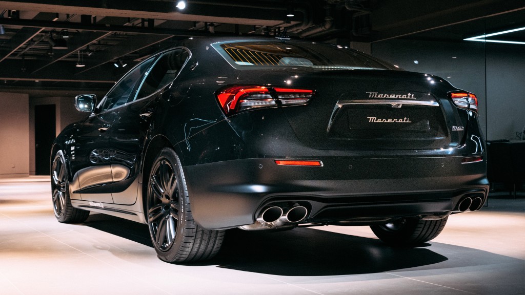 ●特別版沿用Ghibli Hybrid的330ps馬力混能引擎。