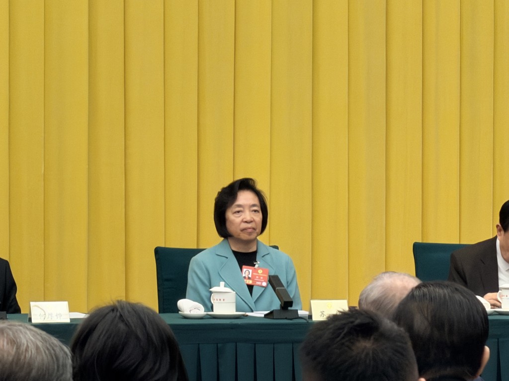 全國政協副主席蘇輝出席會議。